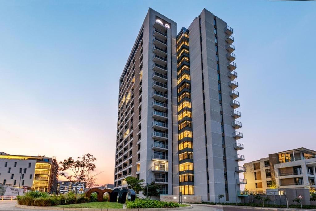 Menlyn Maine Residence Unit 1419 Pretoria-Noord Zewnętrze zdjęcie